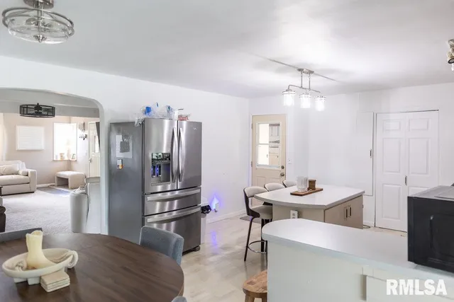 $239,500 | 1100 West Hickory Street, Canton, IL 61520