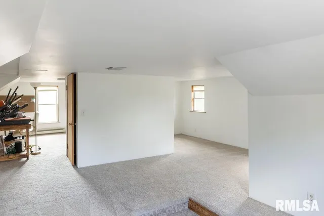 $239,500 | 1100 West Hickory Street, Canton, IL 61520