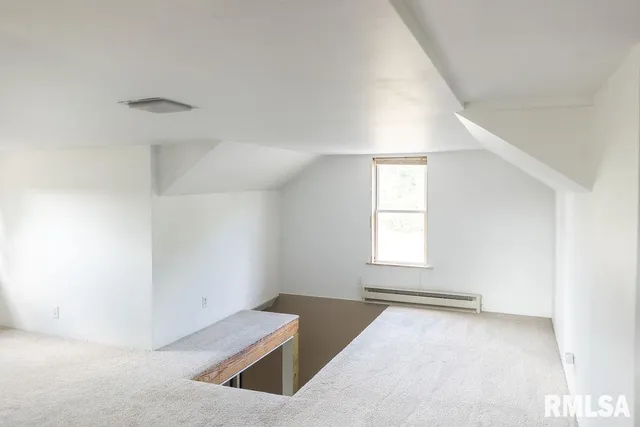 $239,500 | 1100 West Hickory Street, Canton, IL 61520