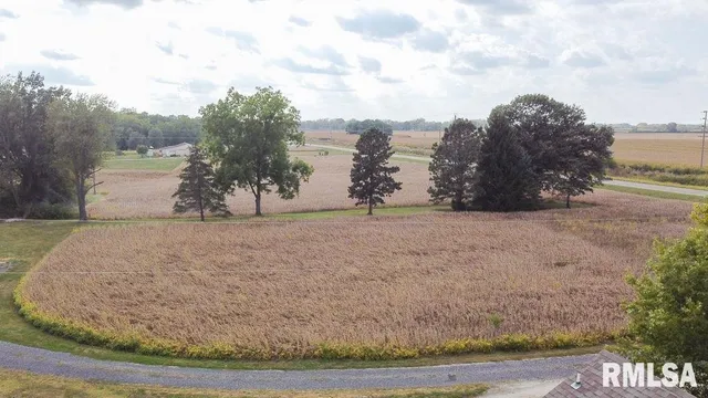 $239,500 | 1100 West Hickory Street, Canton, IL 61520