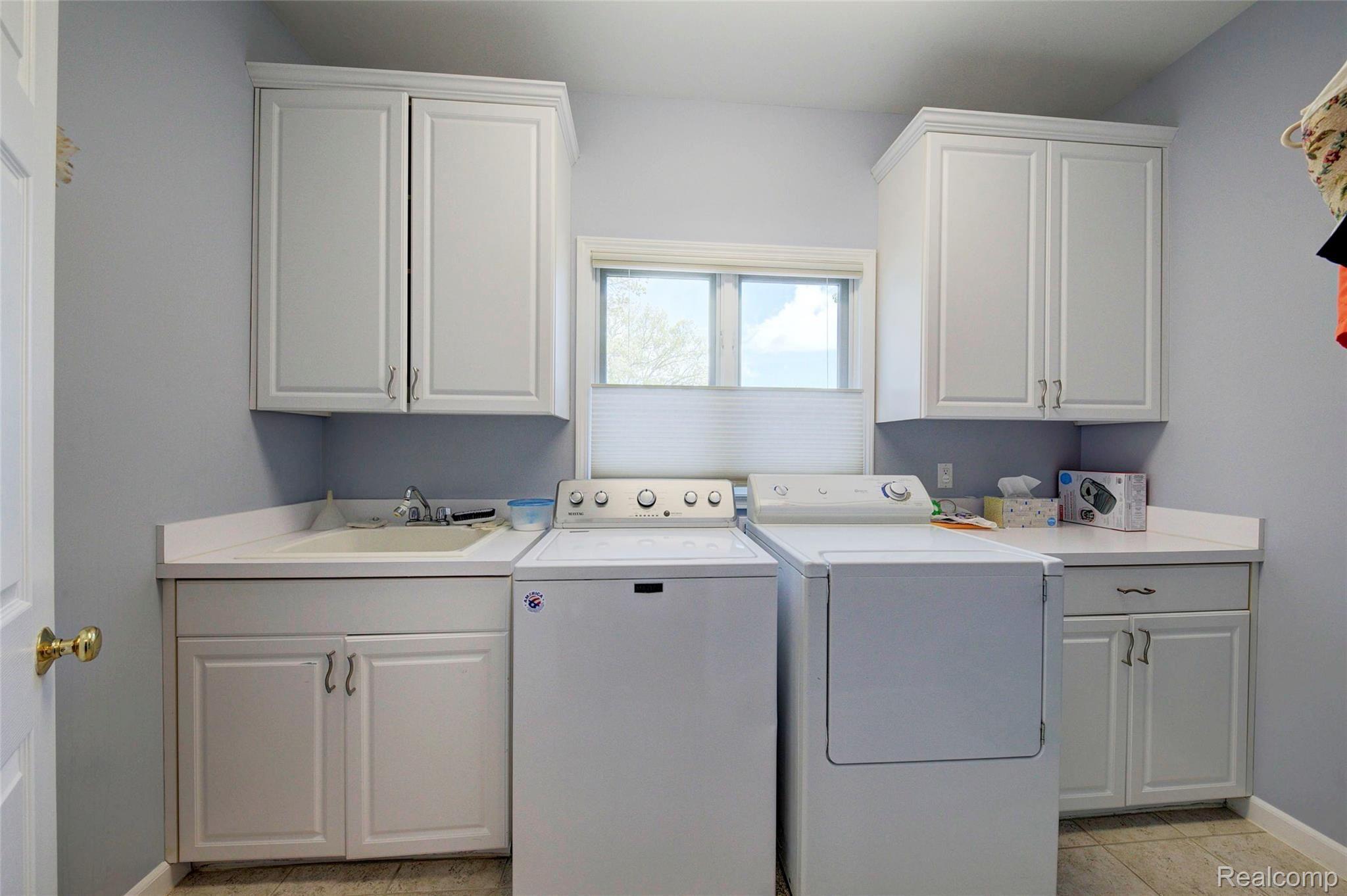 2901 Ridge Road White Lake, MI 48383 - Photo 42 of 86 4H8A3844_5_6.jpg