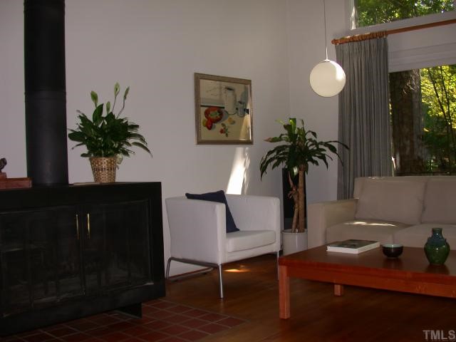 1808 Woodburn Road Durham, NC 27705 - Photo 4 of 6 Gallery Image 4