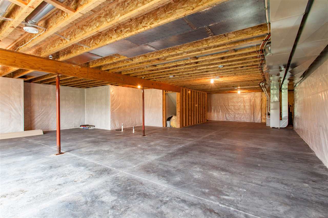 3141 Whispering Ridge Lane Riverside, IA 52327 - Photo 26 of 46 Gallery Image 26