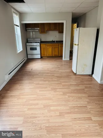 $795 | 2037 North 8th Street, Unit 2R, Philadelphia, PA 19122