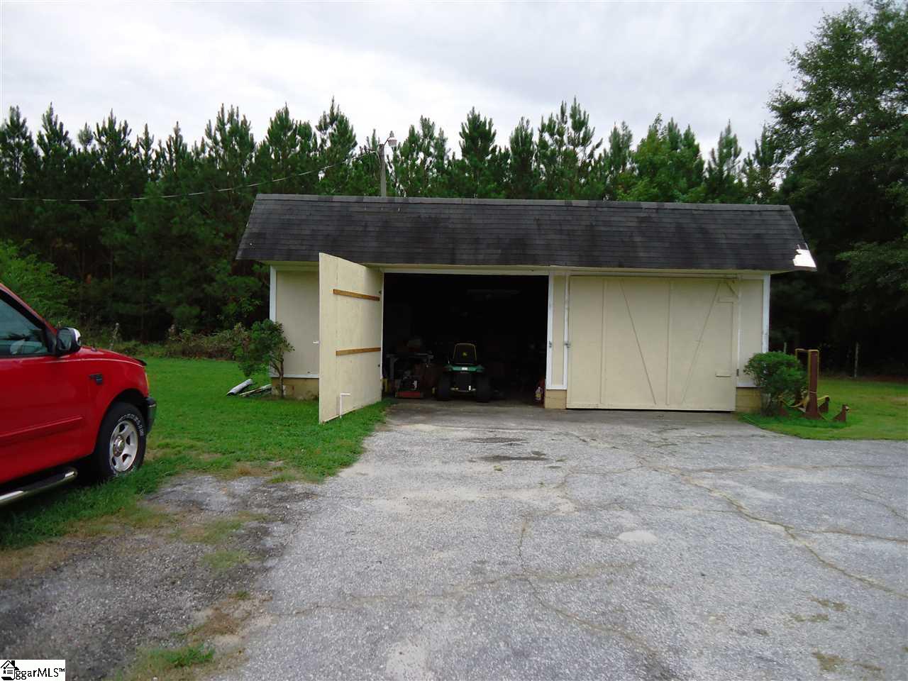 452 Metric Road Laurens, SC 29360 - Photo 14 of 15 Gallery Image 14