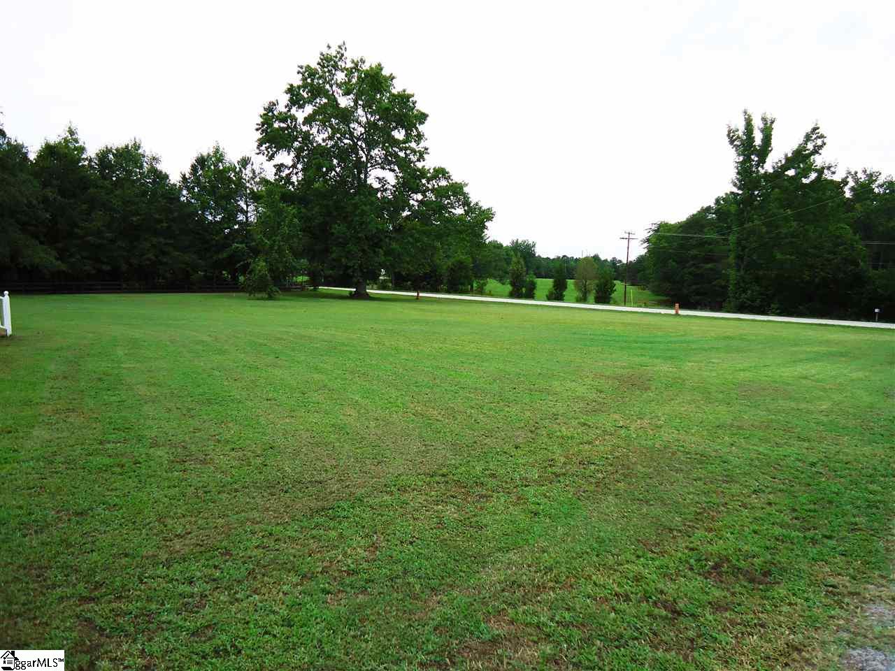 452 Metric Road Laurens, SC 29360 - Photo 5 of 15 Gallery Image 5