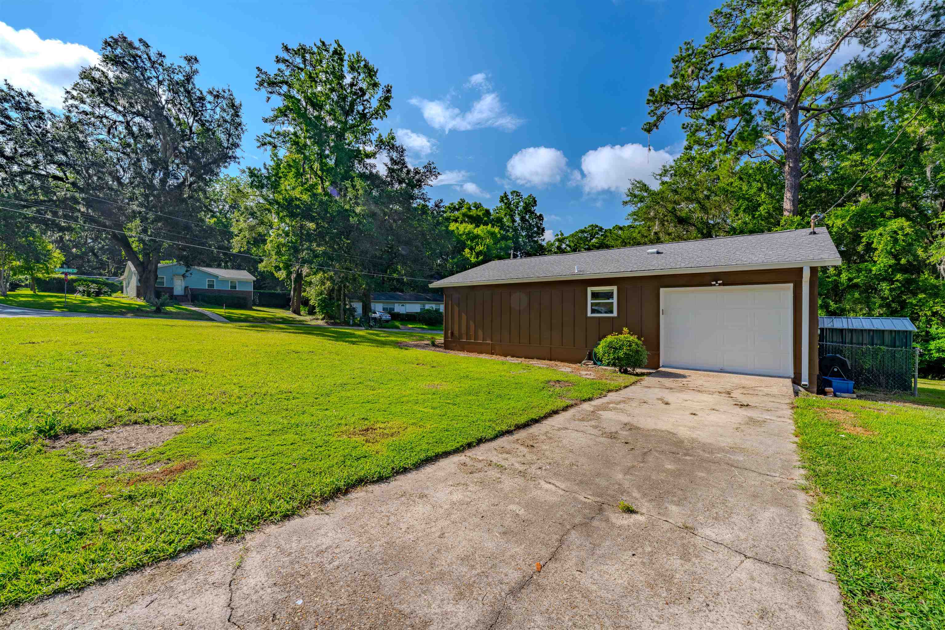 4130 Wiggington Road Tallahassee, FL 32303 - Photo 5 of 38