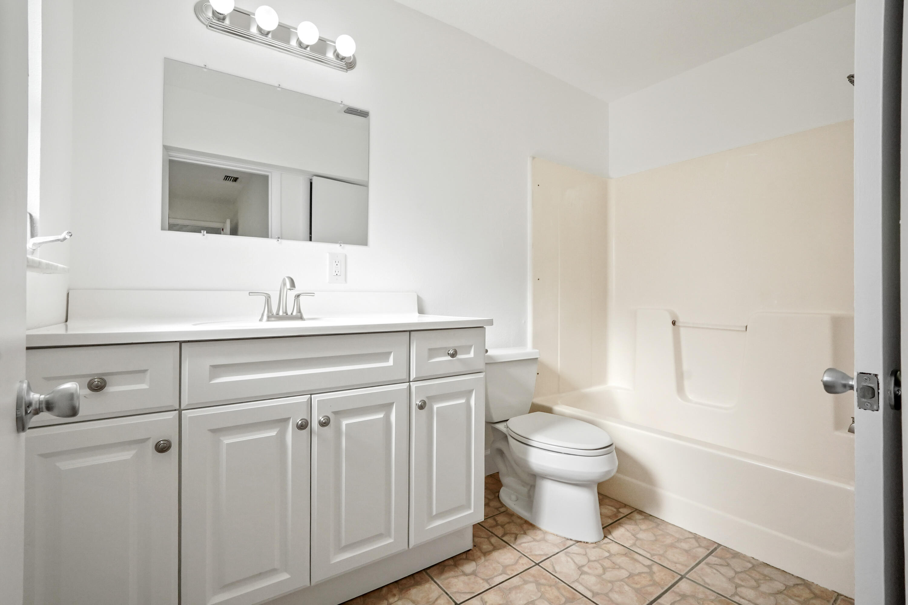 6802 Ocala Avenue Fort Pierce, FL 34951 - Photo 22 of 34 22 bathroom 03