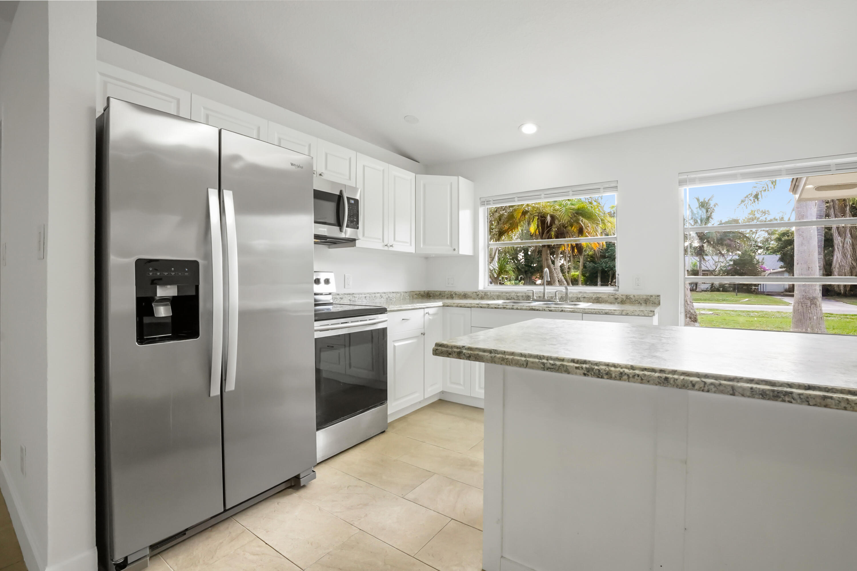 6802 Ocala Avenue Fort Pierce, FL 34951 - Photo 9 of 34 07 kitchen 03