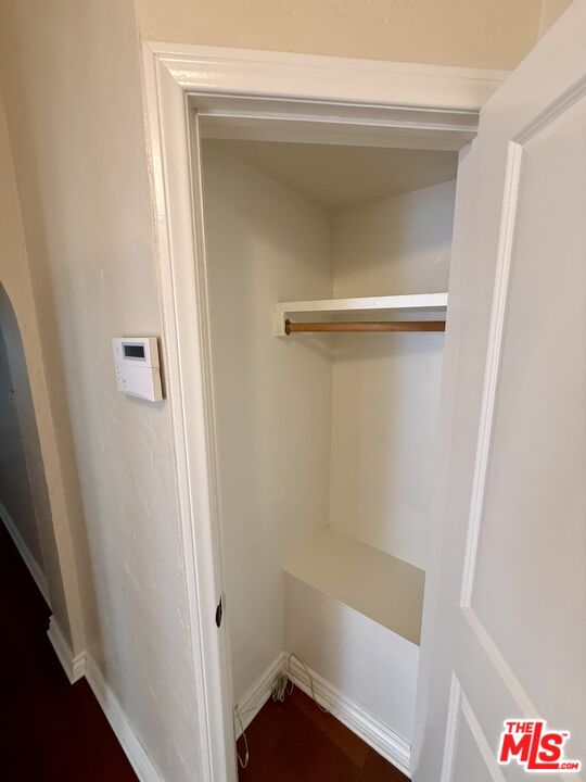 1227 Ridgeley Drive, Unit UPPER) Los Angeles, CA 90019 - Photo 25 of 54