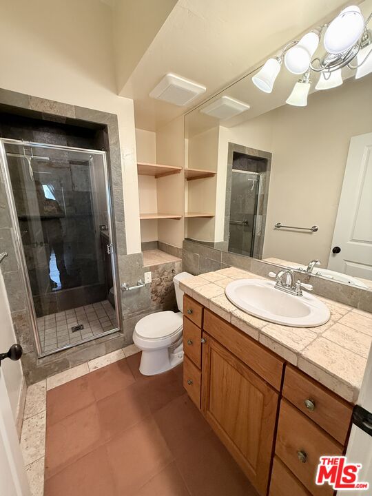 1227 Ridgeley Drive, Unit UPPER) Los Angeles, CA 90019 - Photo 31 of 54