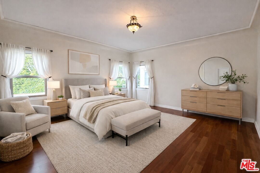 1227 Ridgeley Drive, Unit UPPER) Los Angeles, CA 90019 - Photo 34 of 54