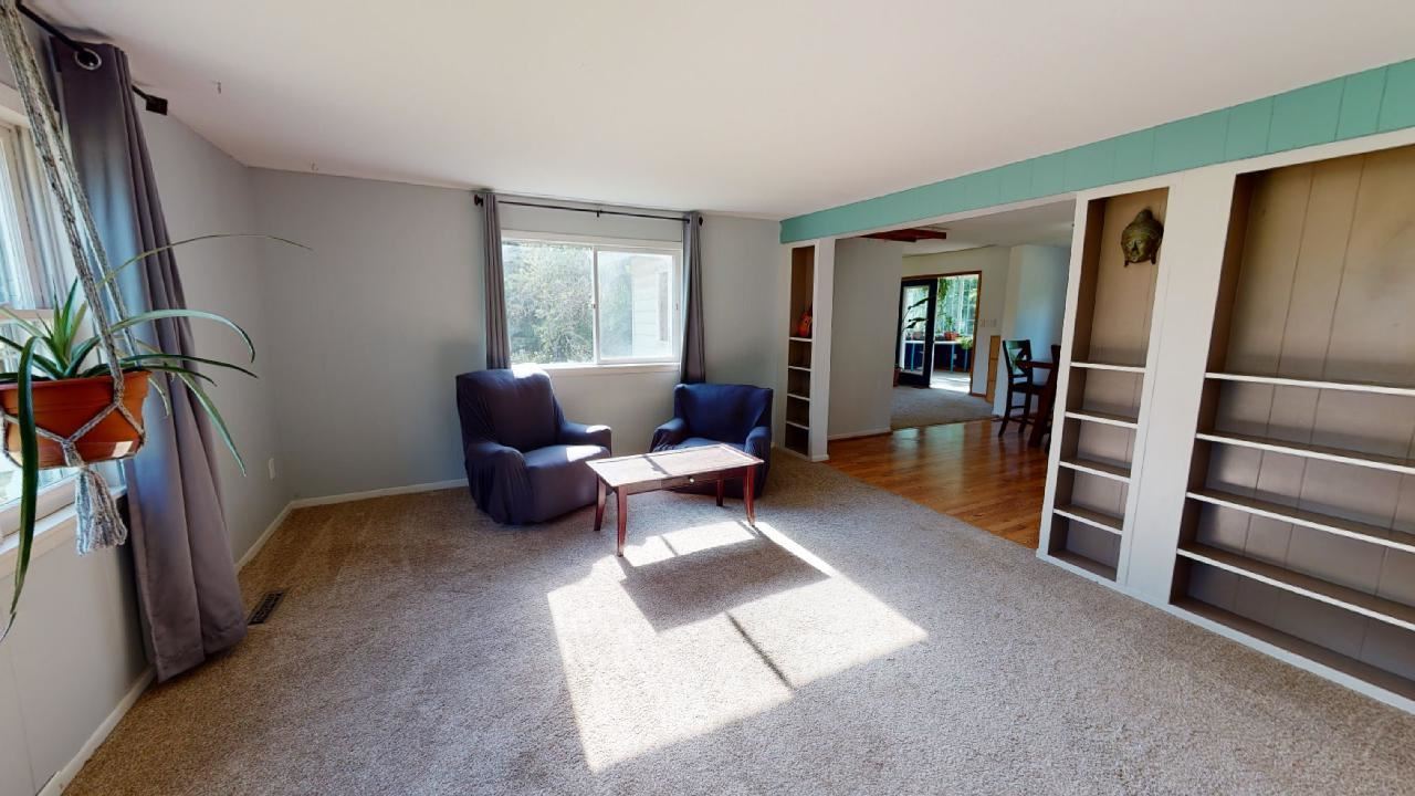 964 West Deerfield Road Mount Pleasant, MI 48858 - Photo 13 of 34 1888587-12.JPG