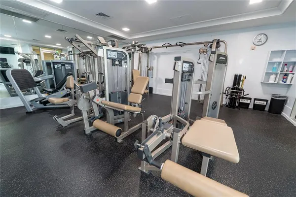 $2,950 | 1350 Main Street, Unit 200, Sarasota, FL 34236