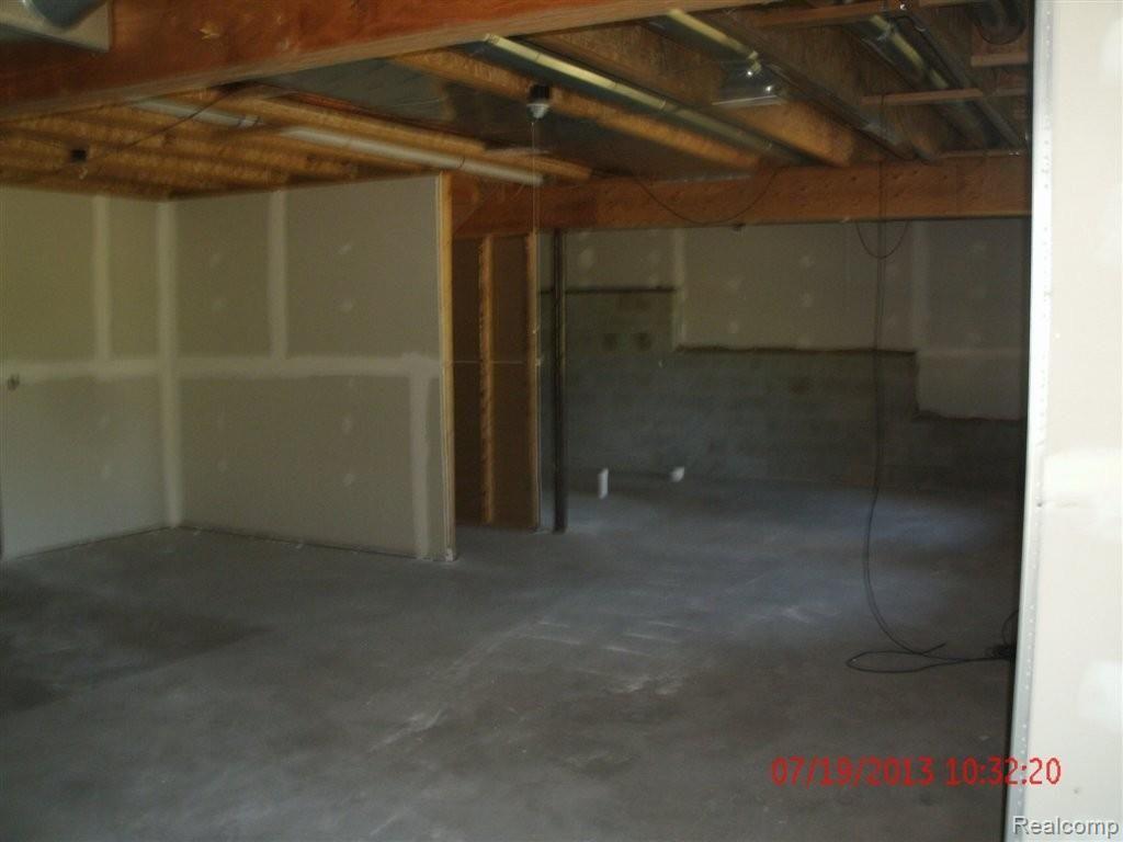 75357 Coon Creek Road Armada, MI 48005 - Photo 26 of 30 GEDC6882.JPG