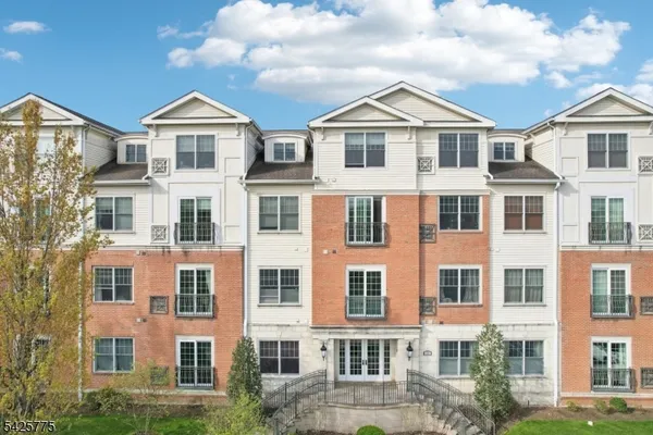 $4,700 | 1212 The Plaza, Tenafly, NJ 07670