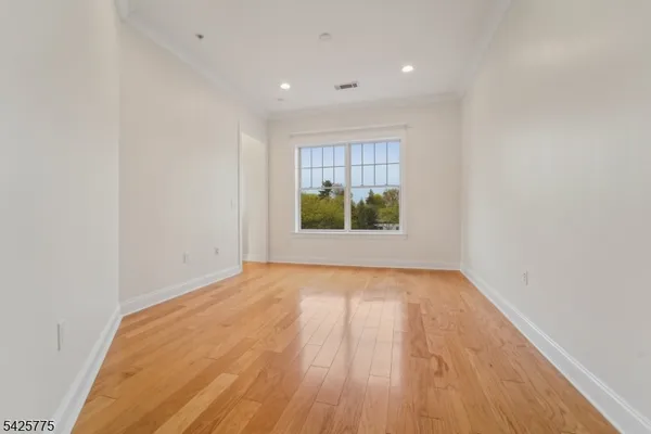 $4,700 | 1212 The Plaza, Tenafly, NJ 07670