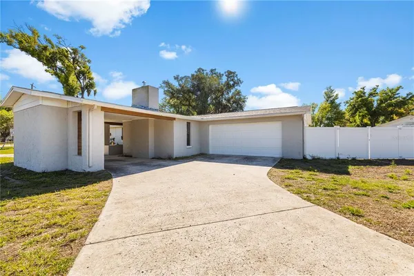 $400,000 | 601 Dewolf Road, Brandon, FL 33511