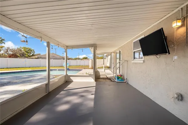 $400,000 | 601 Dewolf Road, Brandon, FL 33511