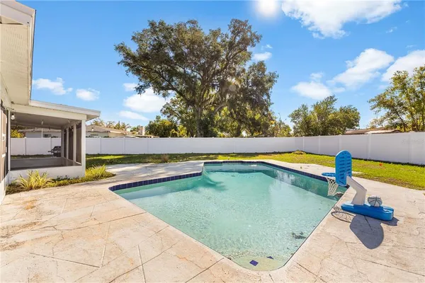 $400,000 | 601 Dewolf Road, Brandon, FL 33511