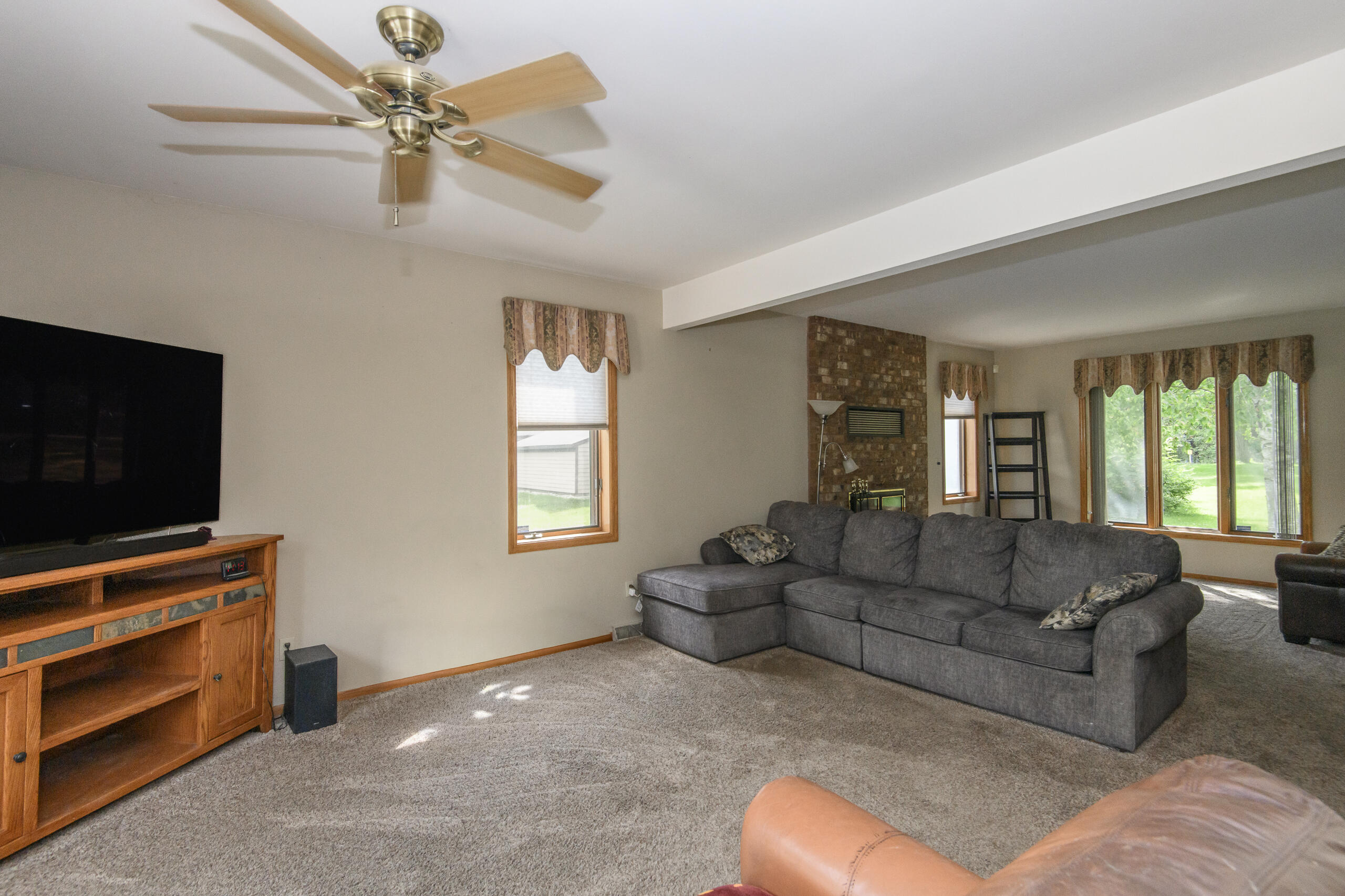 S38-w34010 County Rd D Ottawa, WI 53118 - Photo 21 of 58 Living/Great Room