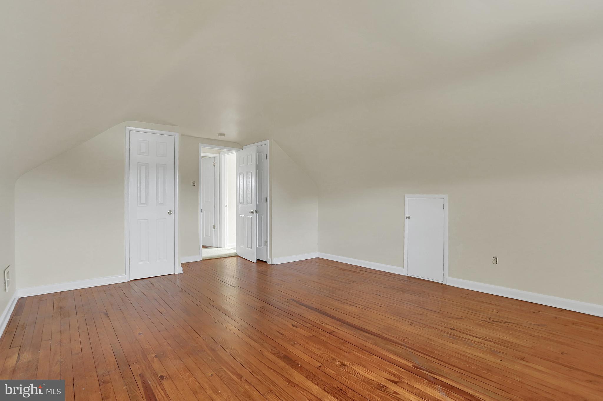 2465 Springwood Road York, PA 17402 - Photo 16 of 25 Gallery Image 16