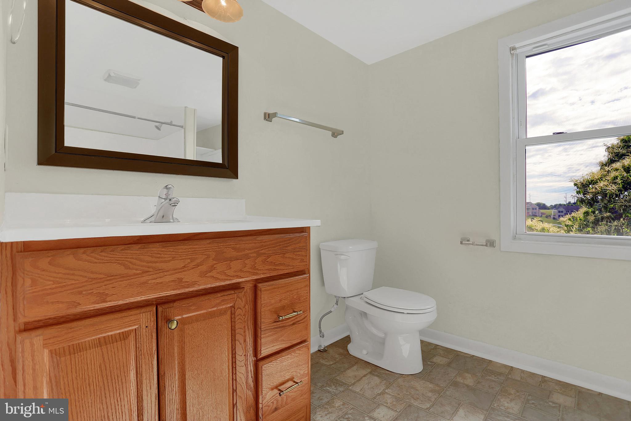 2465 Springwood Road York, PA 17402 - Photo 17 of 25 Gallery Image 17