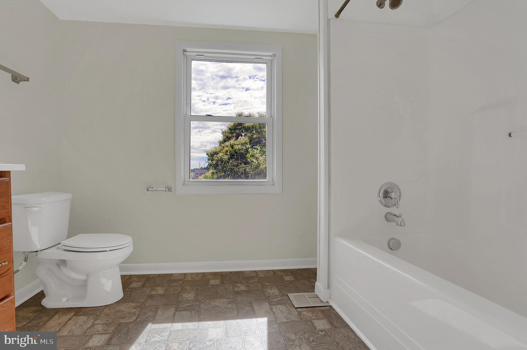 2465 Springwood Road York, PA 17402 - Photo 18 of 25 Gallery Image 18