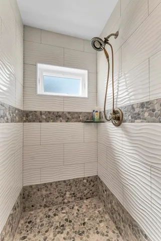 $899,900 | 190 Island Path, Hampton, NH 03842