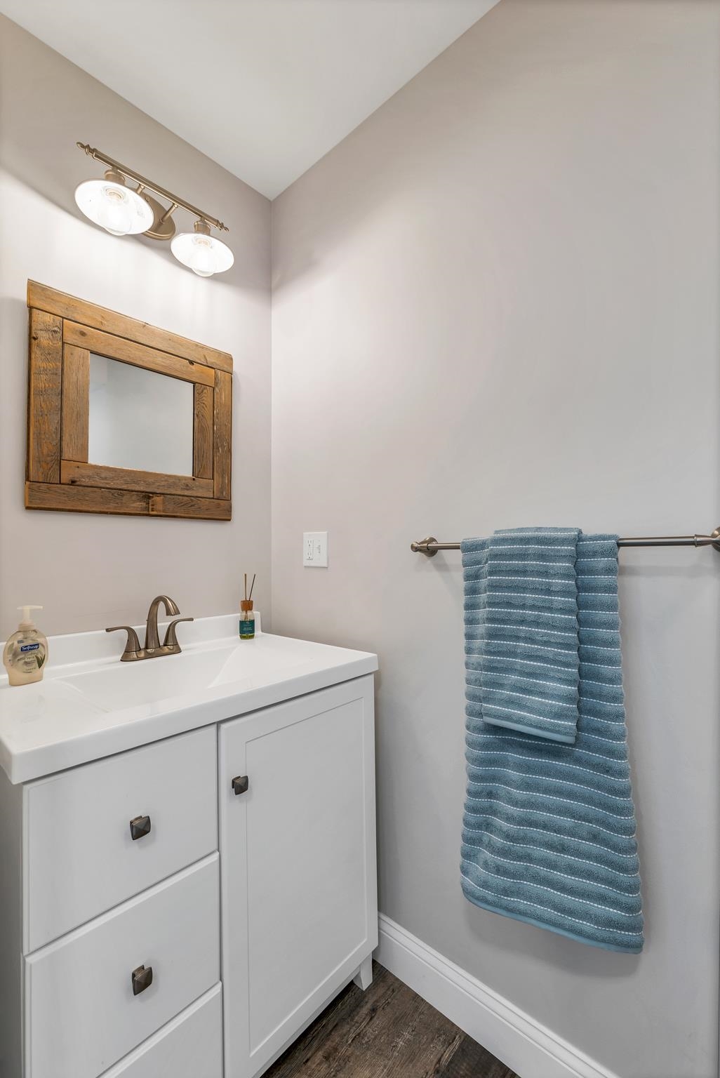 190 Island Path Hampton, NH 03842 - Photo 24 of 57