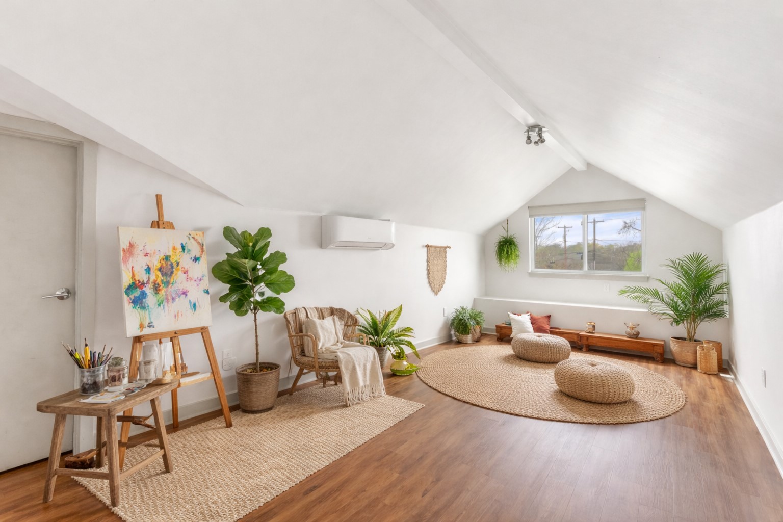 2805 Sol Wilson Avenue, Unit B Austin, TX 78702 - Photo 26 of 34 Third level designed as a mediation/artist space.