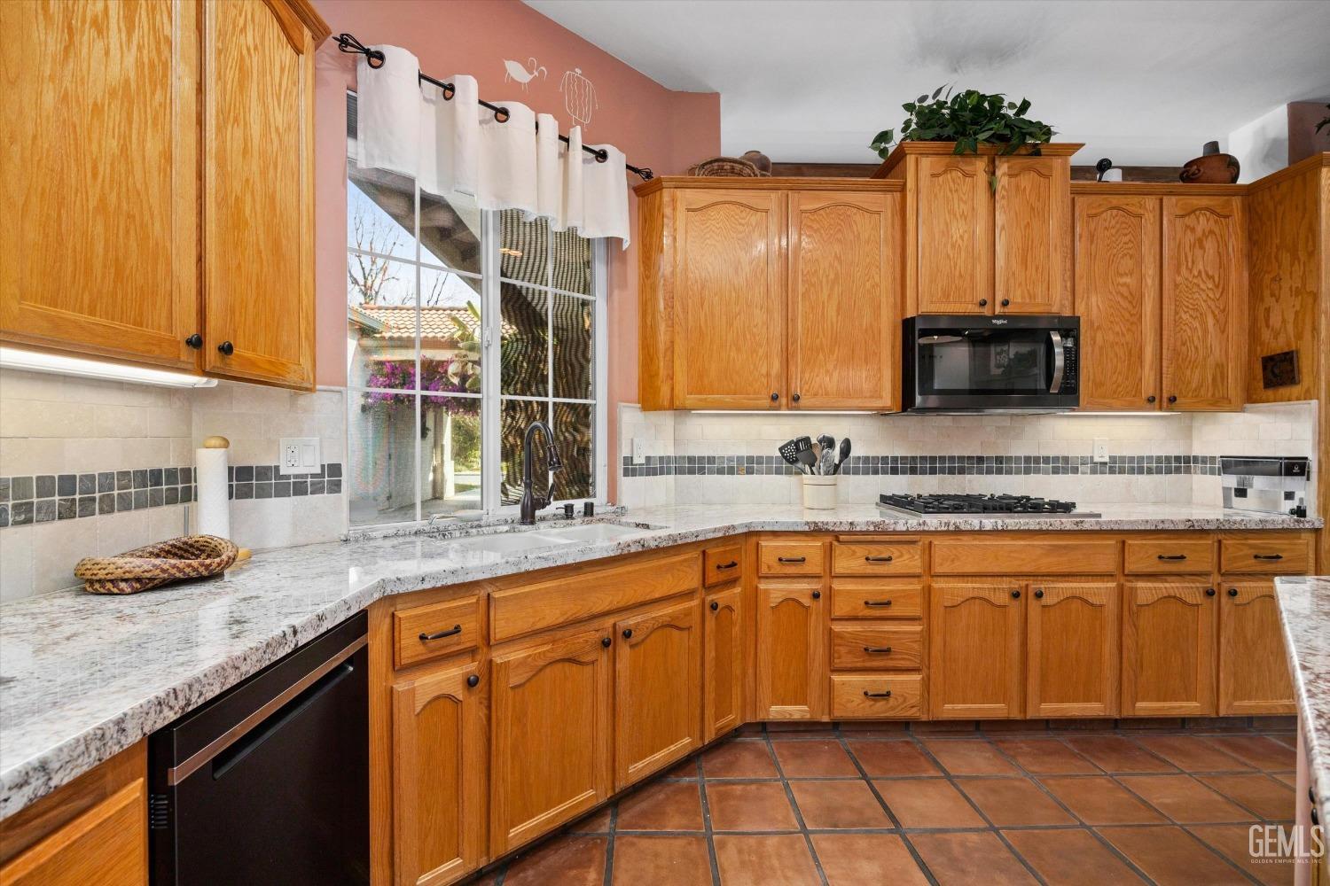 Undisclosed Address Bakersfield, CA 93311 - Photo 18 of 49