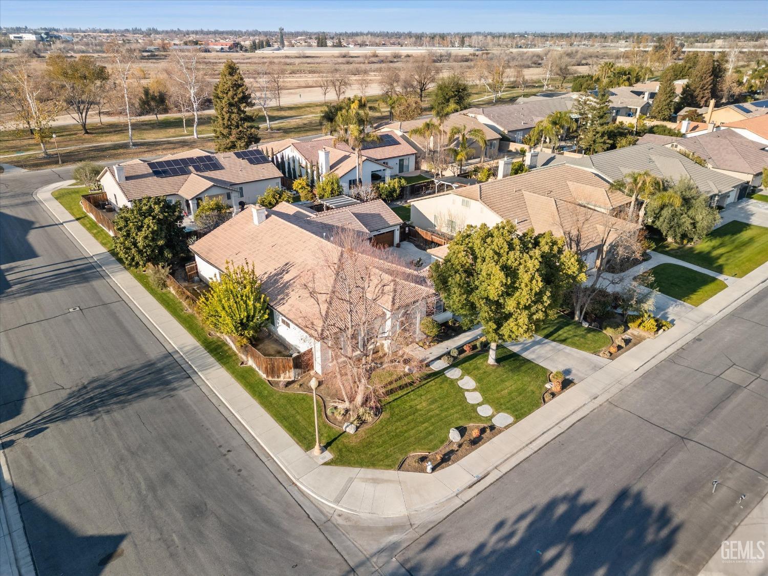 Undisclosed Address Bakersfield, CA 93311 - Photo 2 of 49