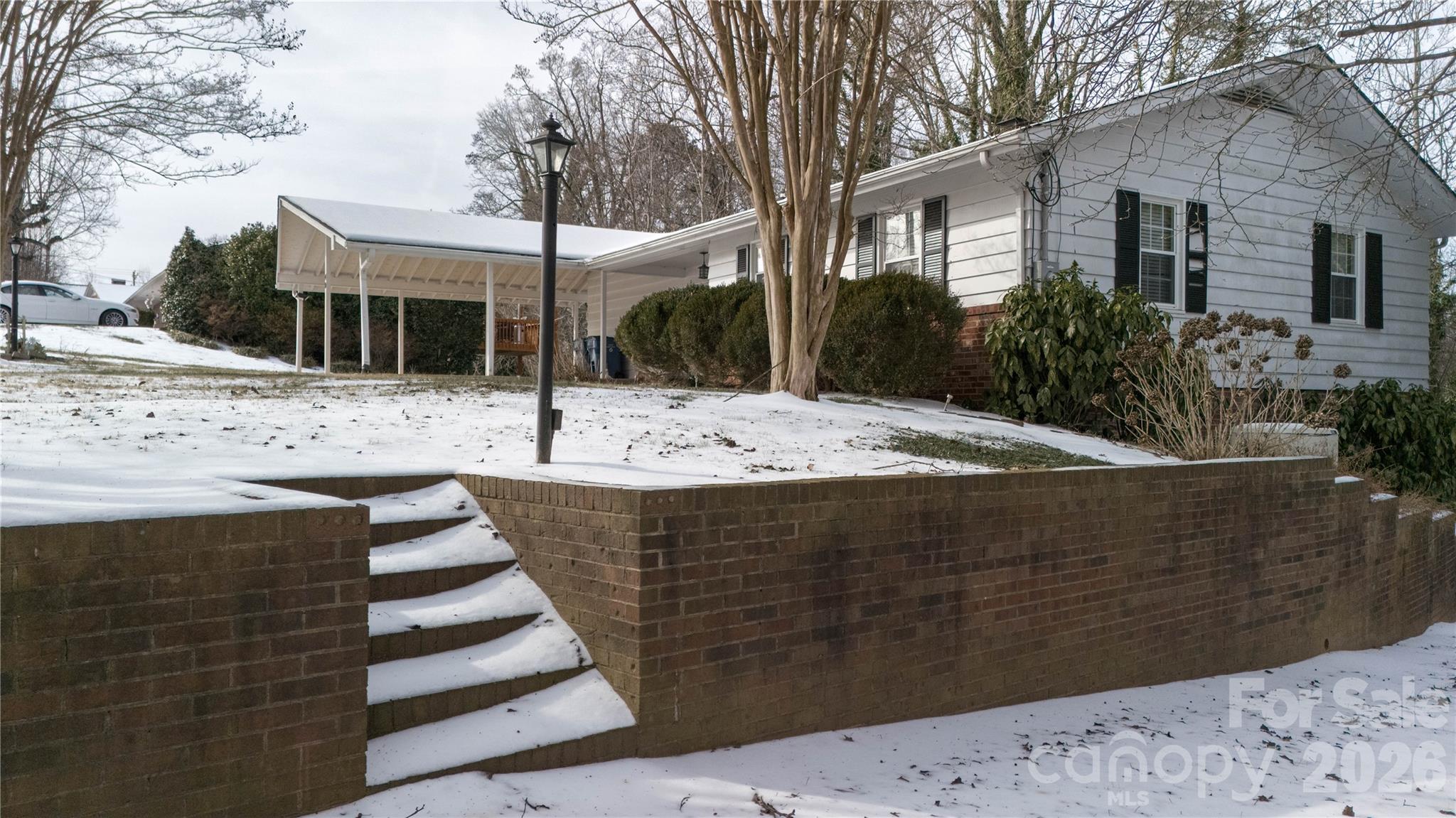 40 Forest Avenue Granite Falls, NC 28630 - Photo 2 of 31