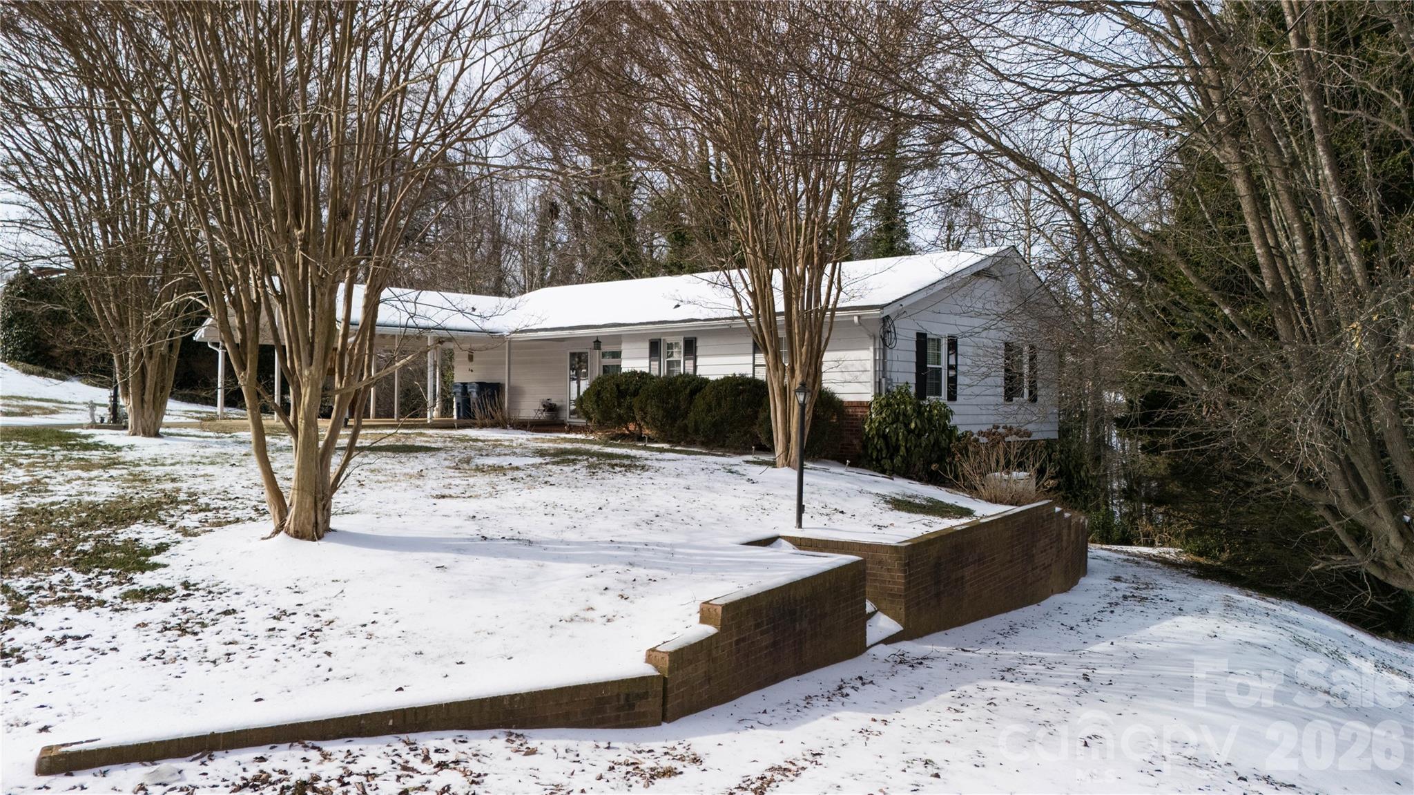 40 Forest Avenue Granite Falls, NC 28630 - Photo 6 of 31