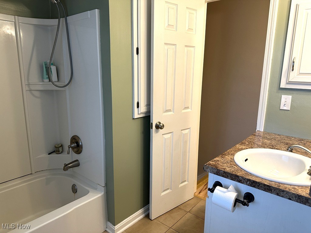3887 Ridge Road Medina, OH 44256 - Photo 16 of 35