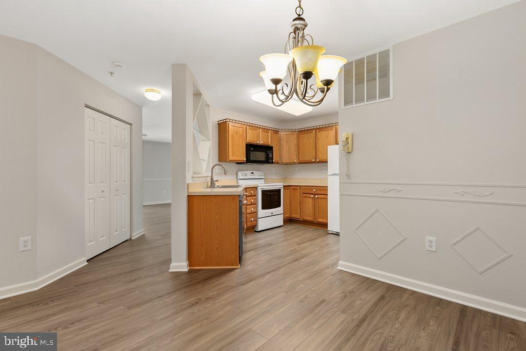 6510 Ridenour Way East, Unit 2D Sykesville, MD 21784 - Photo 9 of 35