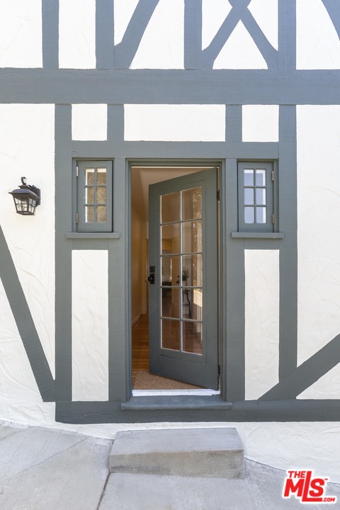 1341 Edgecliffe Drive Los Angeles, CA 90026 - Photo 45 of 51 a view of entrance