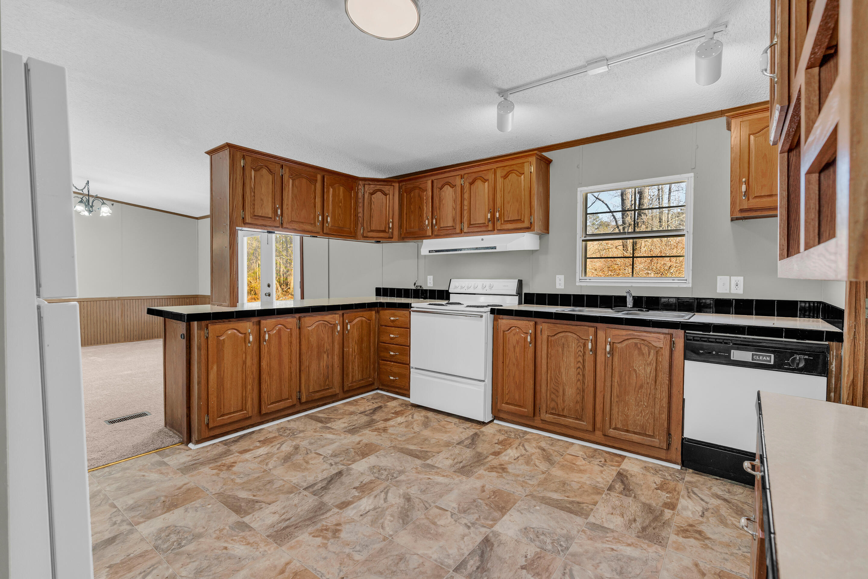 1353 Wrightsboro Road Thomson, GA 30824 - Photo 37 of 75 72