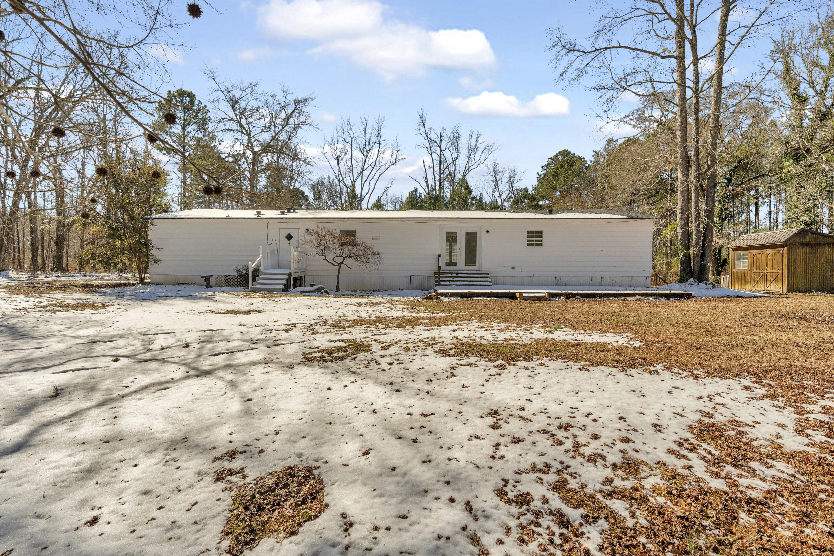 1353 Wrightsboro Road Thomson, GA 30824 - Photo 5 of 75 21