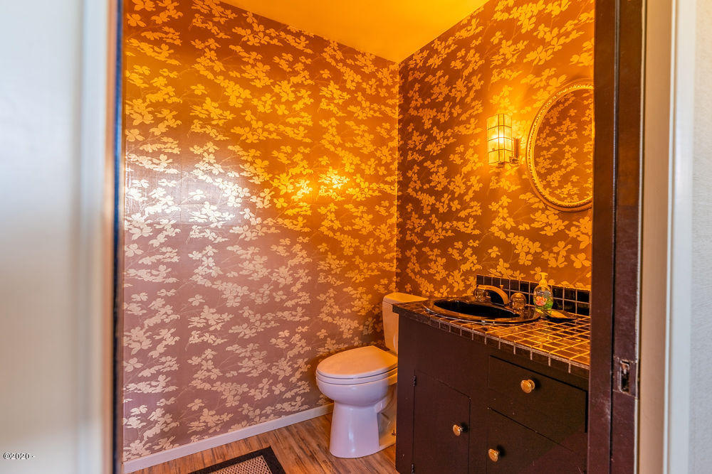 7131 Northeast Logan Road Lincoln City, OR 97367 - Photo 36 of 57 _DSC9579-HDR-SEO-YOUR-IMAGE