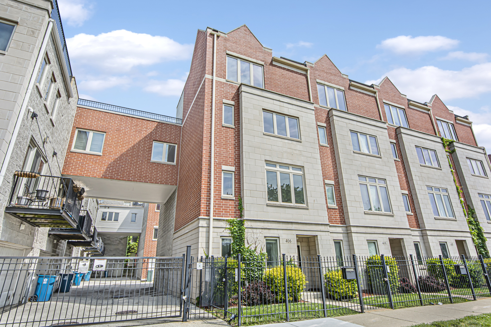 406 East 46th Street, Unit B4 Chicago, IL 60653 - Photo 1 of 41