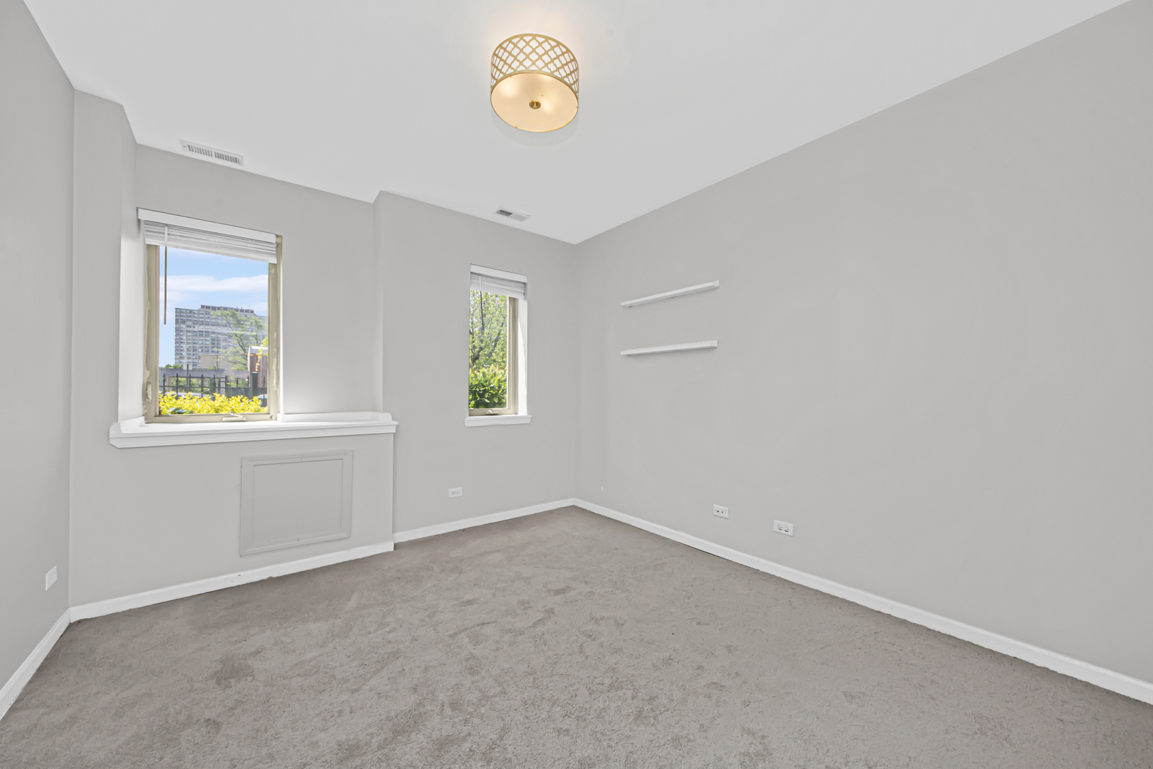 406 East 46th Street, Unit B4 Chicago, IL 60653 - Photo 4 of 41