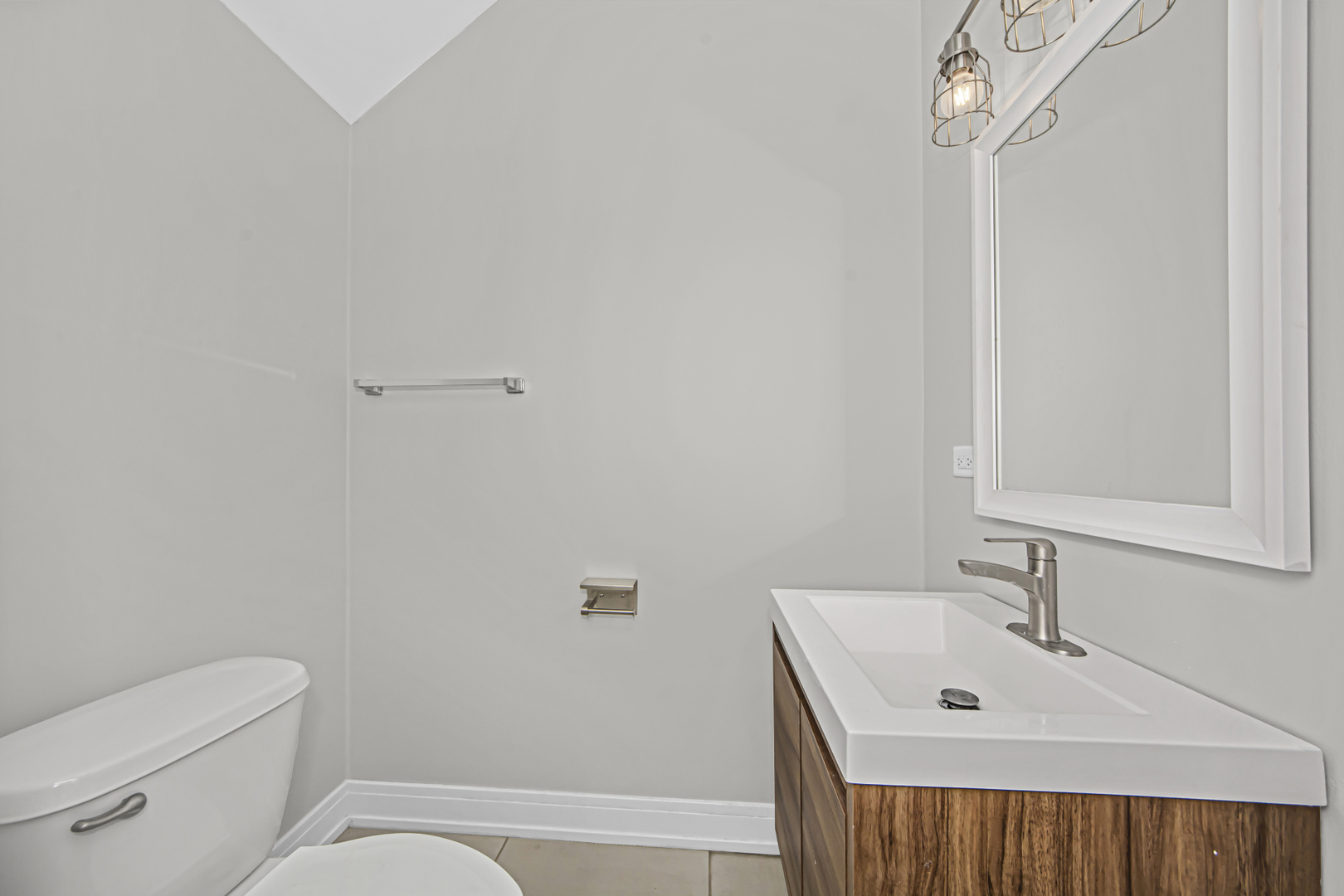 406 East 46th Street, Unit B4 Chicago, IL 60653 - Photo 6 of 41