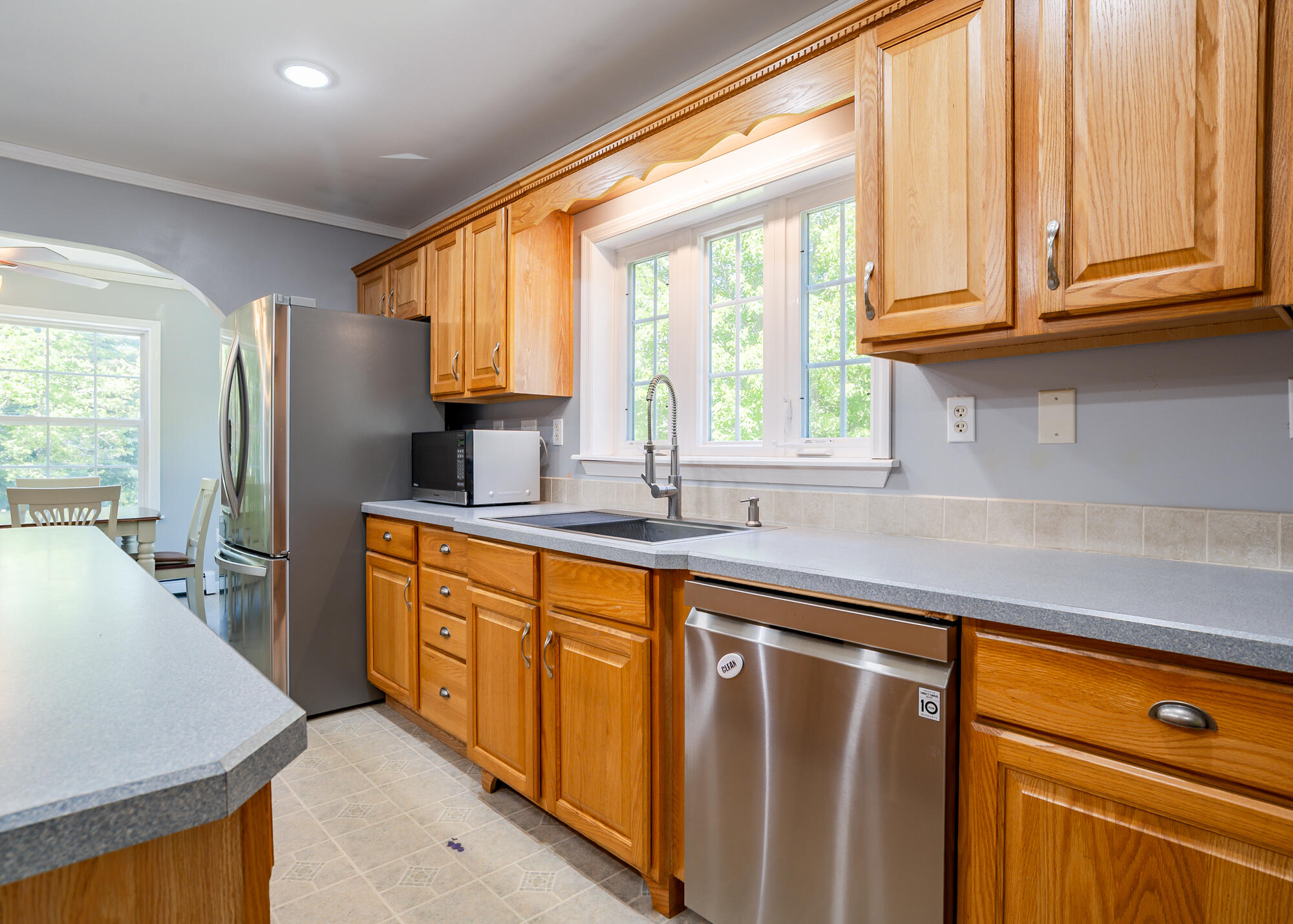256 Meadow Road Topsham, ME 04086 - Photo 10 of 48