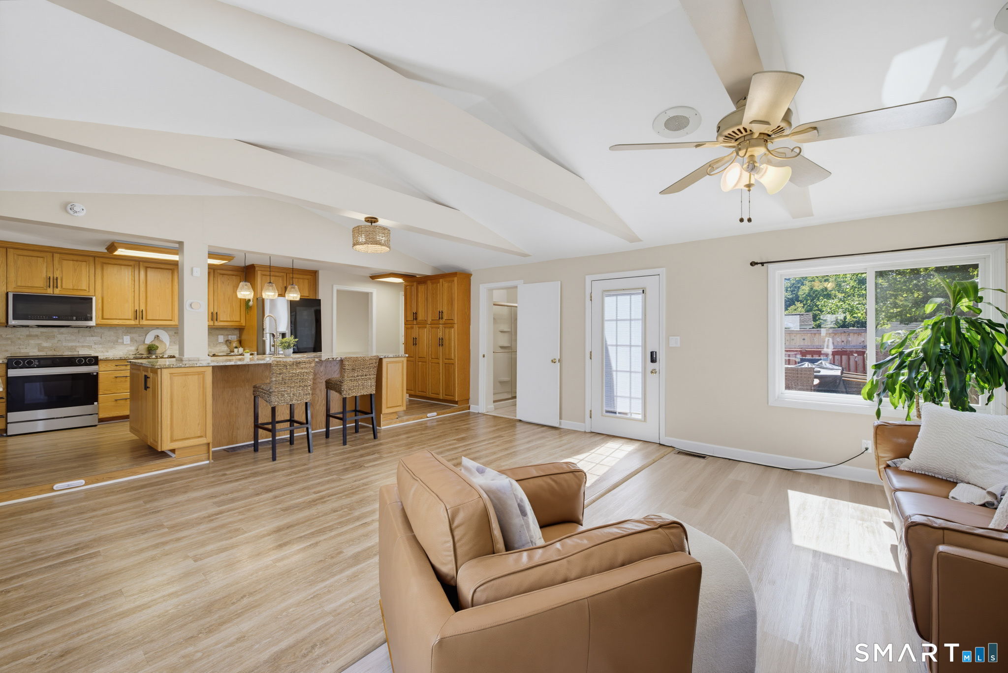 75 Springdale Street Hamden, CT 06514 - Photo 11 of 34 Gallery Image 11