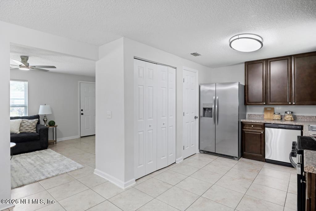 8149 Justin Road South Jacksonville, FL 32210 - Photo 11 of 32 8149 Justin Rd -11