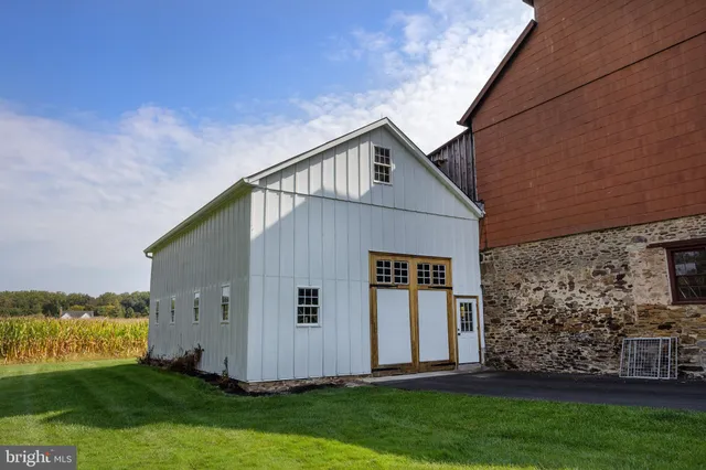 a house view with garden space