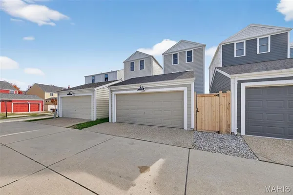 $419,900 | 3136 Pirogue Street, St. Charles, MO 63301