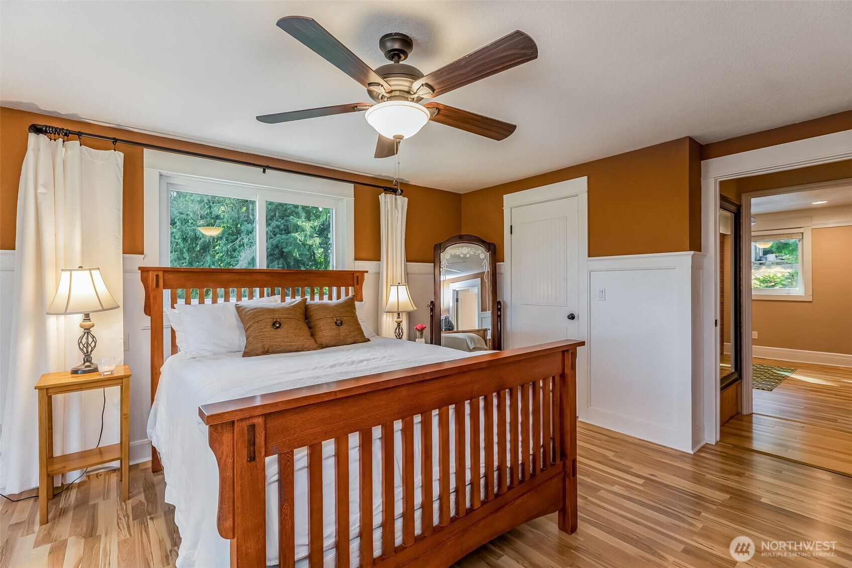 211 East Jonathan Road Bothell, WA 98012 - Photo 17 of 40